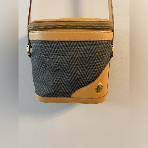 Vintage Mark Cross Crossbody Bag Beige Leather and Canvas Small 6.5” x 8” x 3” - Picture 5 of 14